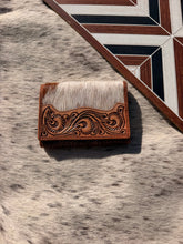 Load image into Gallery viewer, Myra Dune Wave Trail Credit Card Holder in Brindle Ivory
