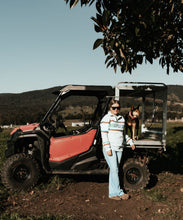 Load image into Gallery viewer, The Dallas Crew Neck Jumper
