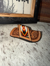 Load image into Gallery viewer, Tan Tooled Leather Knife Pouch

