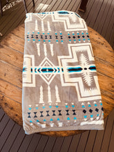 Load image into Gallery viewer, Nisa Blue &amp; Grey Cross Super Plush King Blanket
