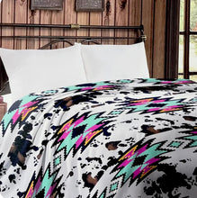Load image into Gallery viewer, Pink Aztec Thin Twin Throw Blanket
