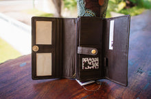 Load image into Gallery viewer, Phebe Wallet
