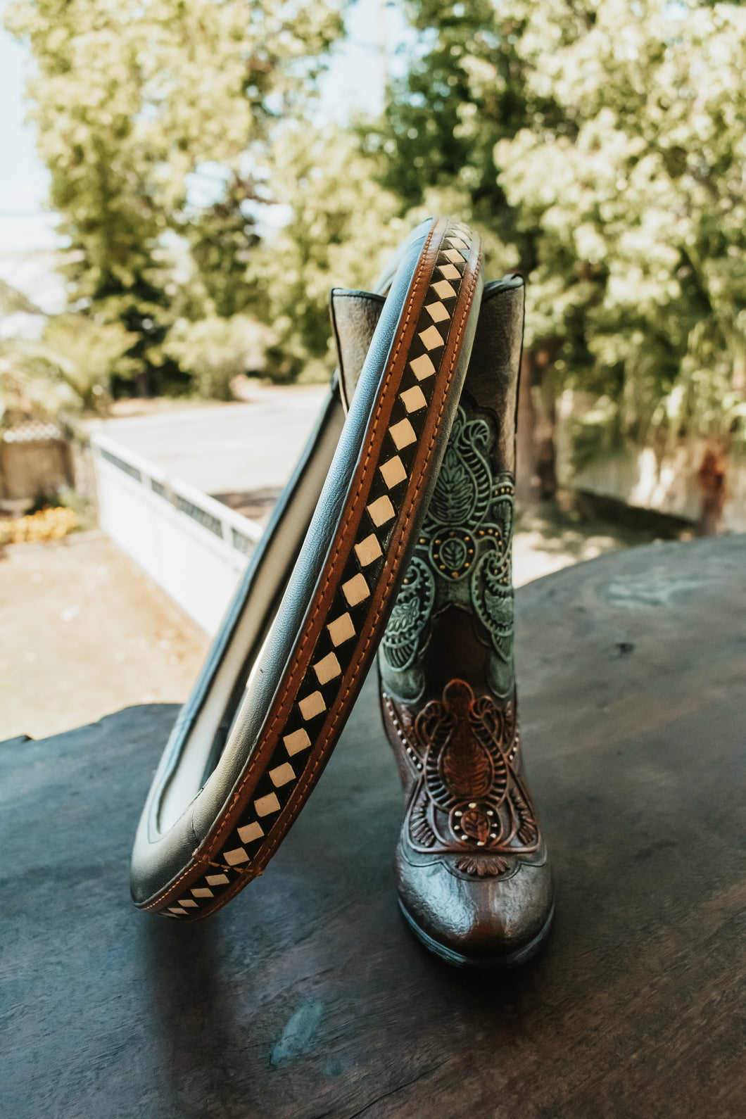 Diamond Black n White Leather Wheel Cover