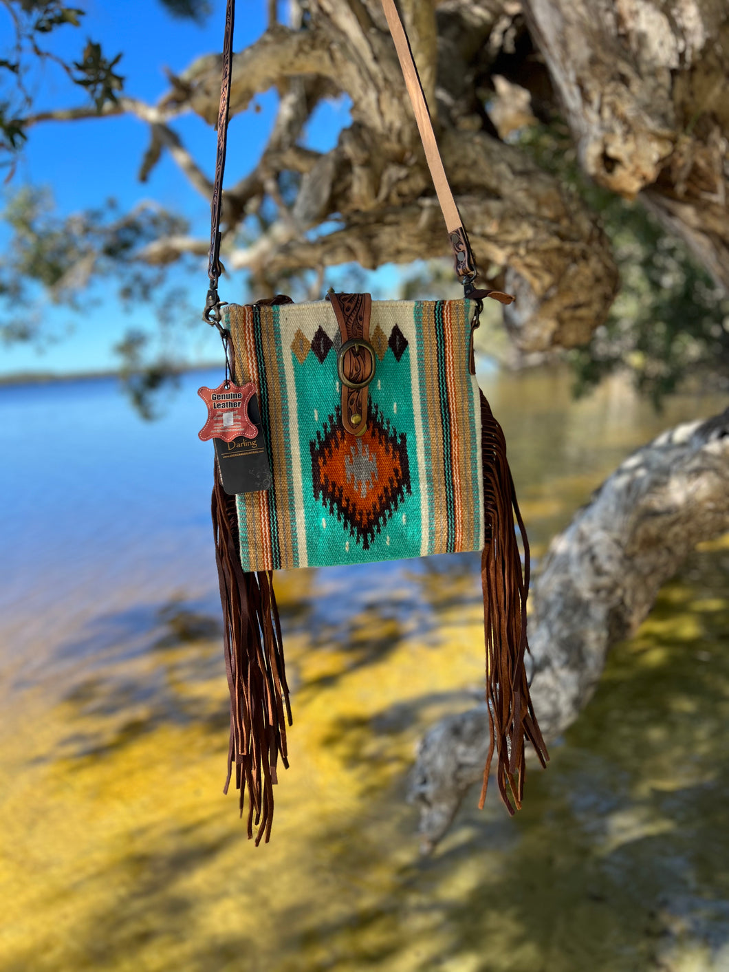 Pyla Crossbody